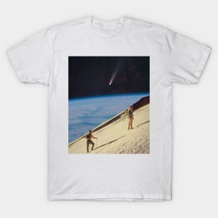 Admiring the comet while traveling -  Artwork T-Shirt